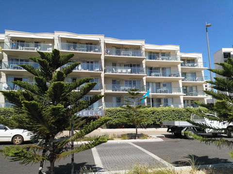 Salty Kiss - Accommodation Burleigh 1