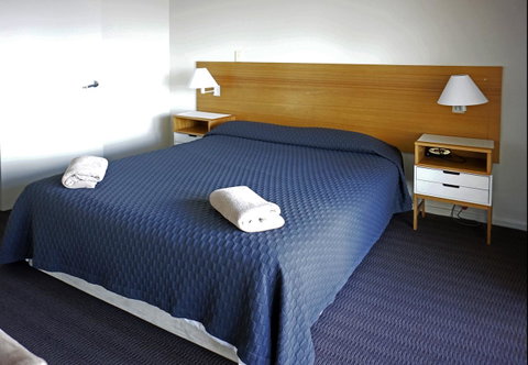 Oceanside 8 - Accommodation Burleigh 8