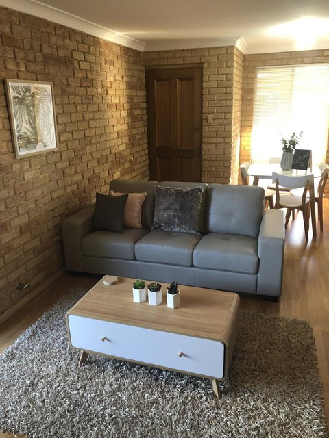Dampier House Mullaloo-Perth - Accommodation Burleigh 13
