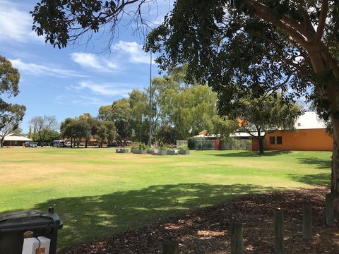 Gerring Court With Free 1 Car Bay Parking - Accommodation Burleigh 23