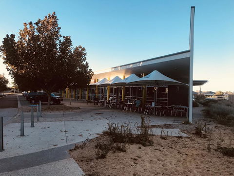 Beach House At SeaScapes.. - Accommodation Burleigh 39