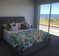 Beach House at SeaScapes.. - Accommodation Burleigh