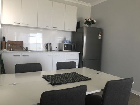 Beach House At SeaScapes.. - Accommodation Burleigh 21