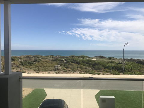 Beach House At SeaScapes.. - Accommodation Burleigh 15