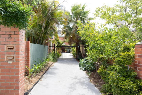 Monument Hill Townhouse - Fremantle - Accommodation Burleigh 26