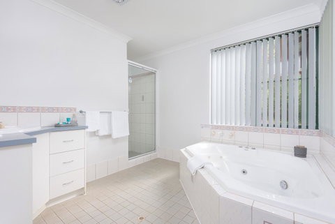 Surfside Ocean Beach Denmark Holiday Accommodation - Accommodation Burleigh 26