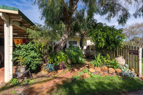 Surfside Ocean Beach Denmark Holiday Accommodation - Accommodation Burleigh 5