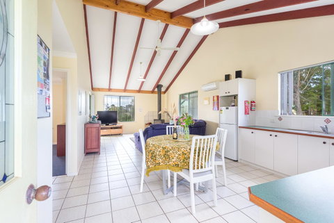 Surfside Ocean Beach Denmark Holiday Accommodation - Accommodation Burleigh 29