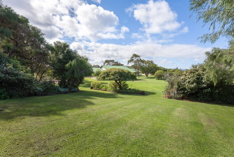 Surfside Ocean Beach Denmark Holiday Accommodation - Accommodation Burleigh 6