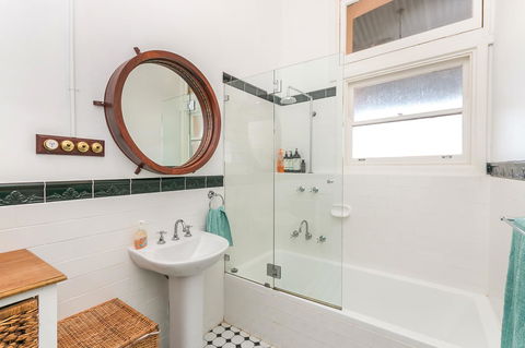 SoBe Fremantle - Accommodation Burleigh 12