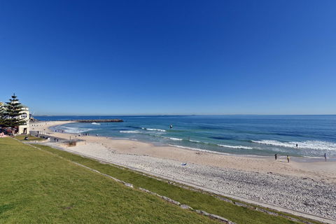 Cottesloe Apartment Close To Beach - Accommodation Burleigh 24