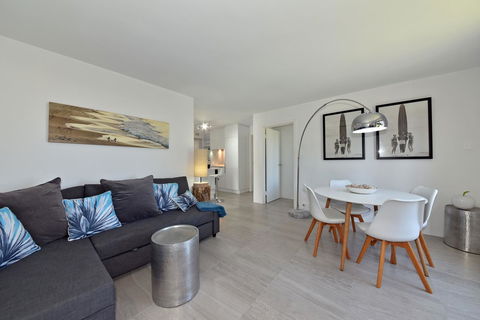Cottesloe Apartment Close To Beach - Accommodation Burleigh 6