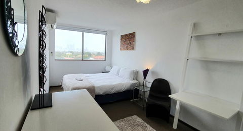 Lawley Luxury Views - Perth City, Swan River - Accommodation Burleigh 6