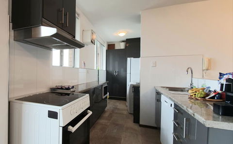 Lawley Luxury Views - Perth City, Swan River - Accommodation Burleigh 3