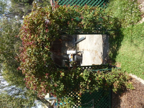 The Russell House - Accommodation Burleigh 21