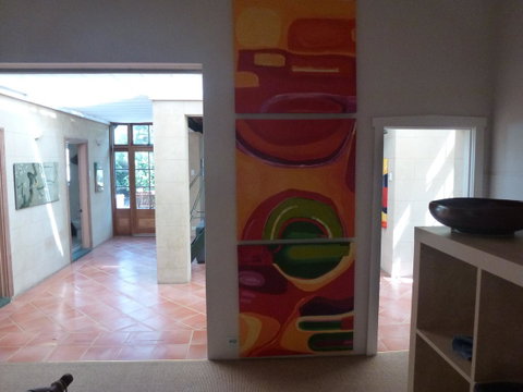The Russell House - Accommodation Burleigh 5