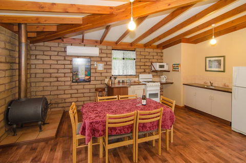 Yelverton Brook Conservation Sanctuary - Accommodation Burleigh 33