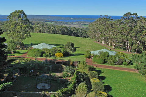 Celestine Retreat - Accommodation Burleigh 14