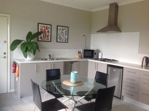 Studio Tramonto - Accommodation Burleigh 12