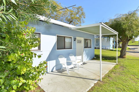 Mandurah Coastal Holiday Park - Accommodation Burleigh 1