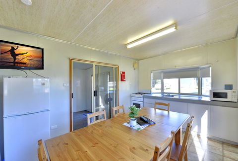 Mandurah Coastal Holiday Park - Accommodation Burleigh 23