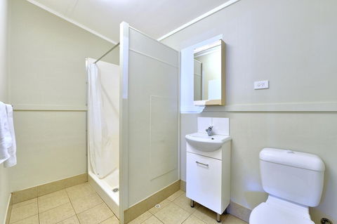 Mandurah Coastal Holiday Park - Accommodation Burleigh 14