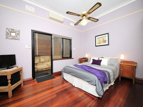 Dawson Accommodation - Accommodation Burleigh 3