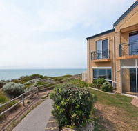 Caravel Beach House Mandurah - Accommodation Burleigh
