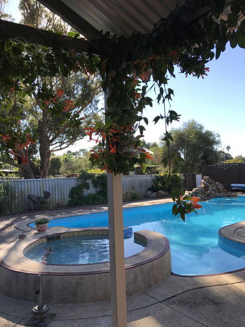Swan Valley Rest Cottage - Accommodation Burleigh 22