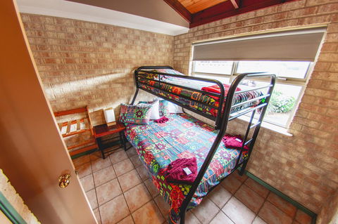 Esperance Foreshore Apartments - Accommodation Burleigh 29