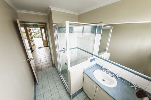 Esperance Foreshore Apartments - Accommodation Burleigh 37