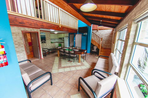 Esperance Foreshore Apartments - Accommodation Burleigh 2