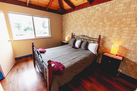 Esperance Foreshore Apartments - Accommodation Burleigh 40