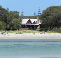 Beach House Dunsborough - Accommodation Burleigh
