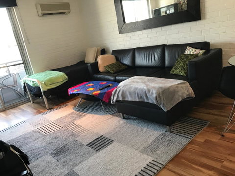 Location Location Vacation - Accommodation Burleigh 5