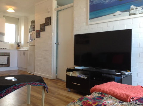 Location Location Vacation - Accommodation Burleigh 17