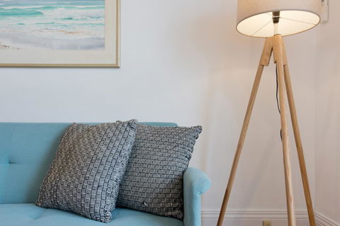 Ocean Breeze Apartment - Accommodation Burleigh 19