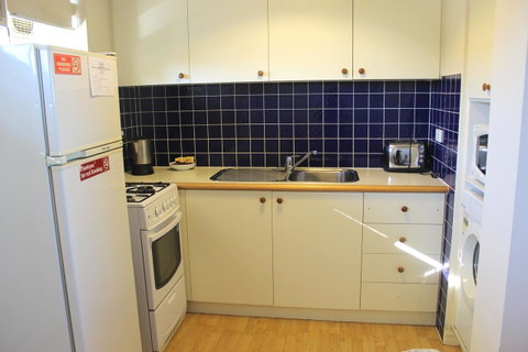 Studio 305 - Accommodation Burleigh 2