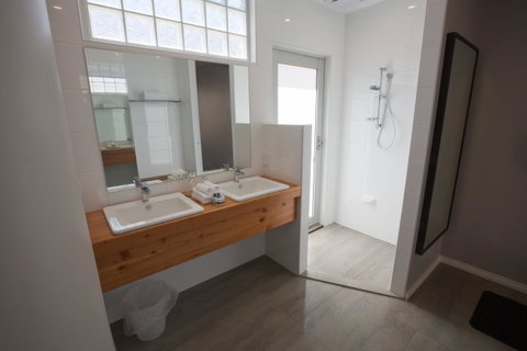 Fremantle Boutique Accommodation - Maand Up - Accommodation Burleigh 36