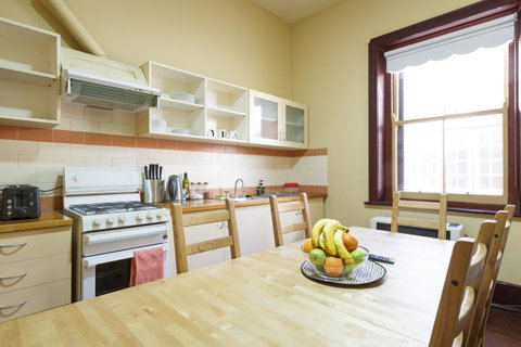 Fremantle Colonial Cottages - Accommodation Burleigh 33