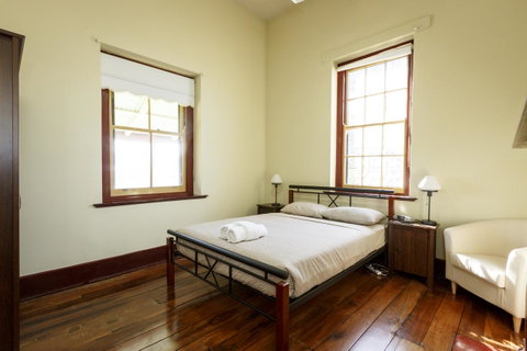 Fremantle Colonial Cottages - Accommodation Burleigh 5
