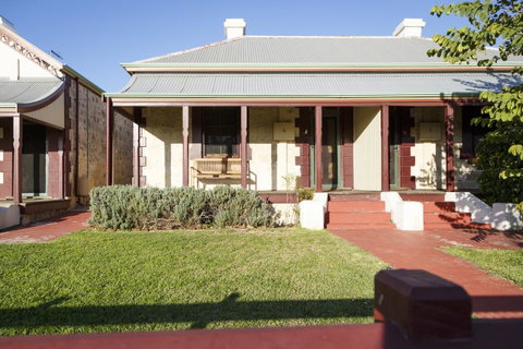 Fremantle Colonial Cottages - Accommodation Burleigh 32