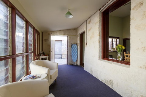 Fremantle Colonial Cottages - Accommodation Burleigh 29