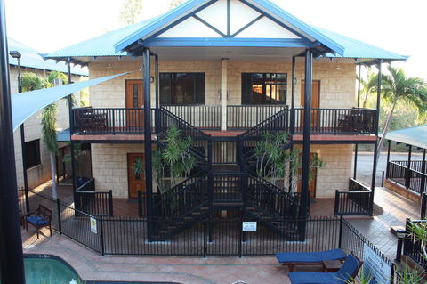 Apartments At Blue Seas Resort - Accommodation Burleigh 11