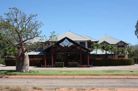 Apartments At Blue Seas Resort - Accommodation Burleigh 23