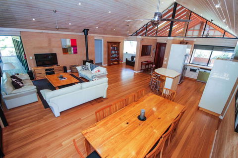 Arum - Close To The Margaret River - Accommodation Burleigh 22