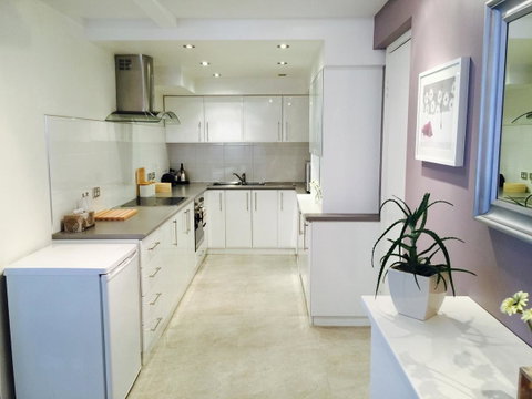 Fremantle Archway Apartments - Accommodation Burleigh 8