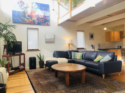 Zephyr Studio - Accommodation Burleigh 0