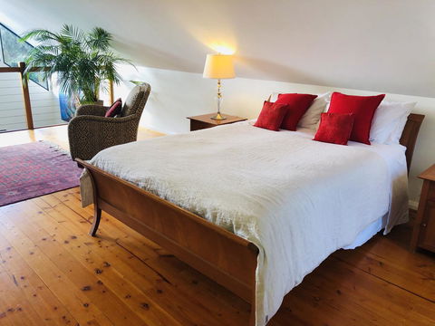 Zephyr Studio - Accommodation Burleigh 14