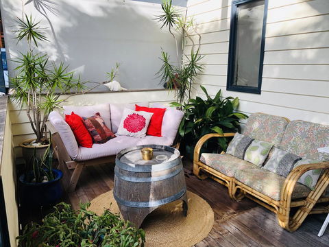 Zephyr Studio - Accommodation Burleigh 9